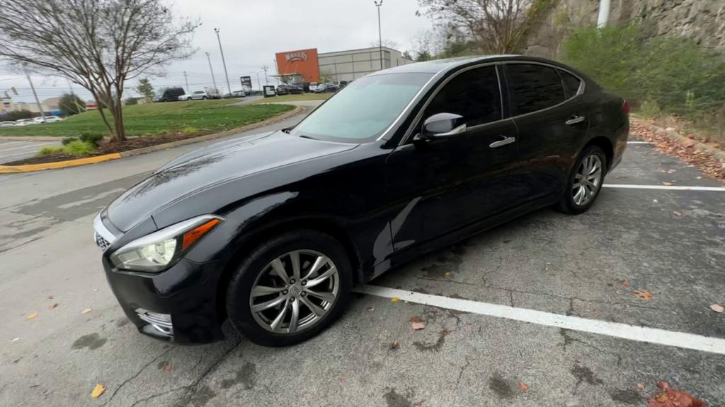 2015 Infiniti Q70