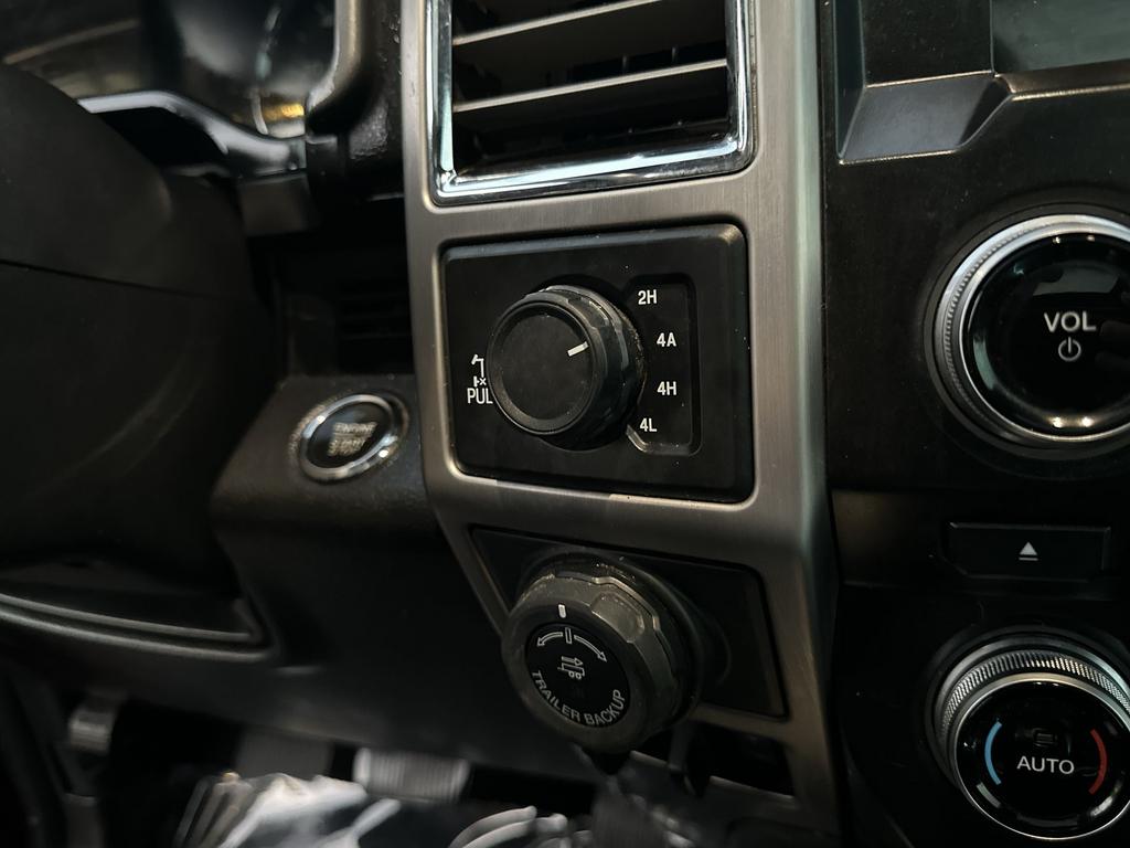 2016 Ford F150 Platinum
