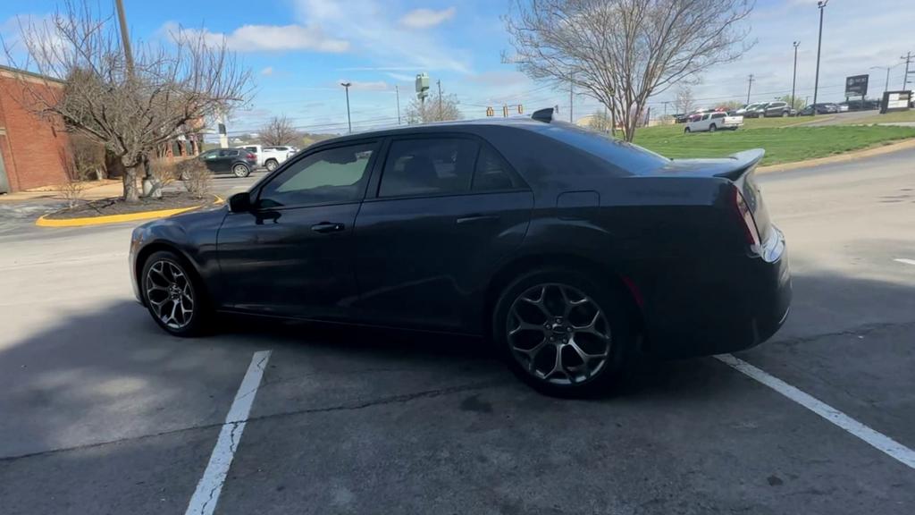 2018 Chrysler 300