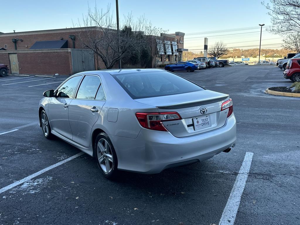 2013 Toyota Camry SE