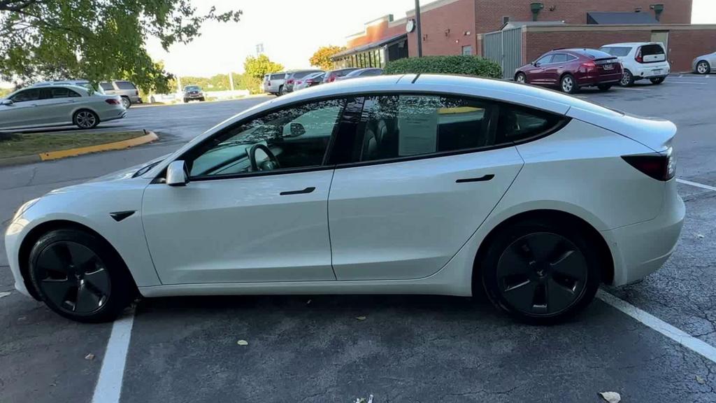 2021 Tesla Model 3 Standard Range Plus