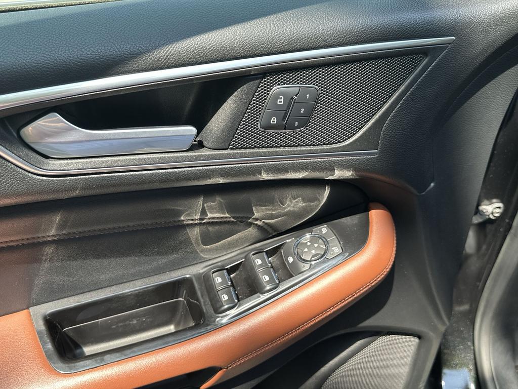 2015 Ford Edge