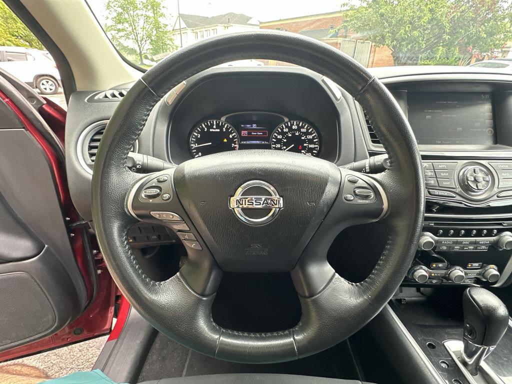2017 Nissan Pathfinder